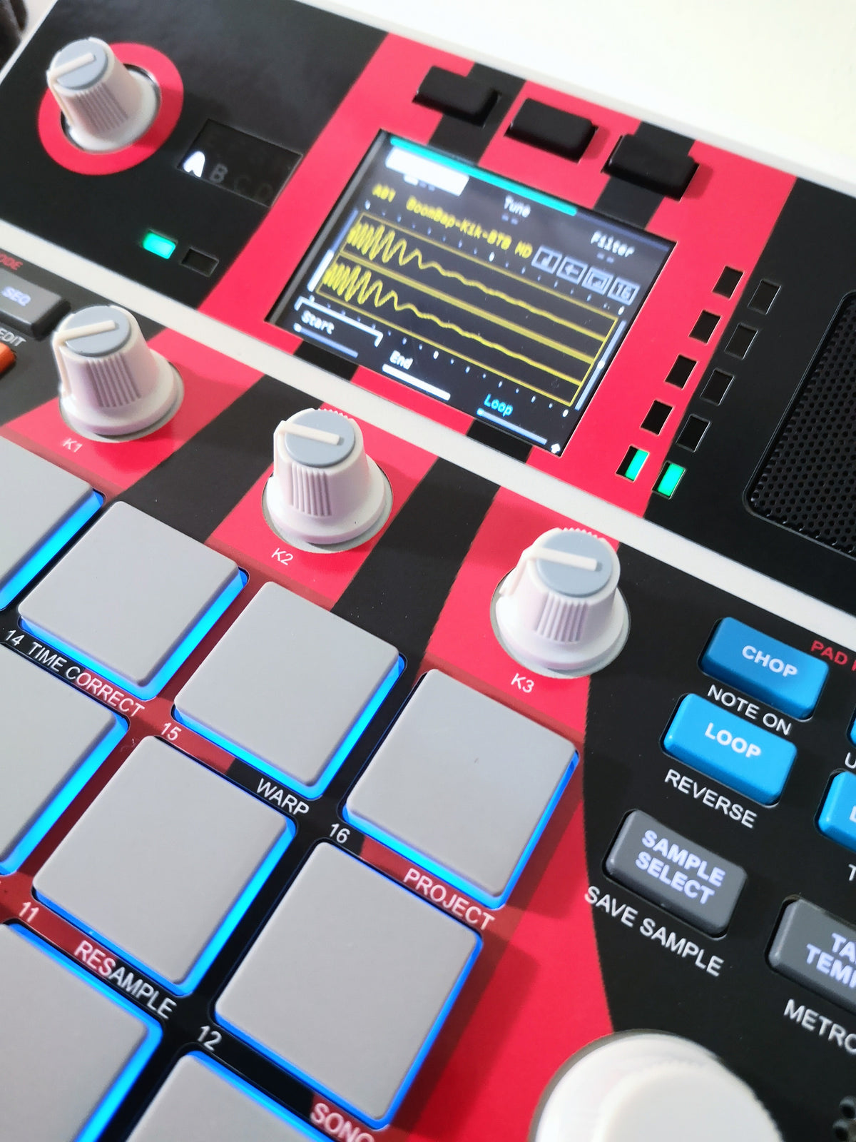 ATARI 02 (black) - AKAI MPC Sample Skin - Lofi Andy