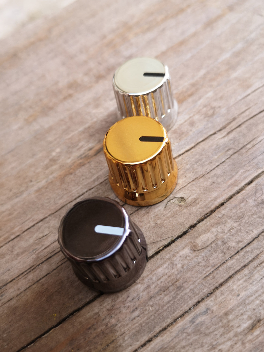 Fatty Knobs - DJ TechTools Chroma Caps