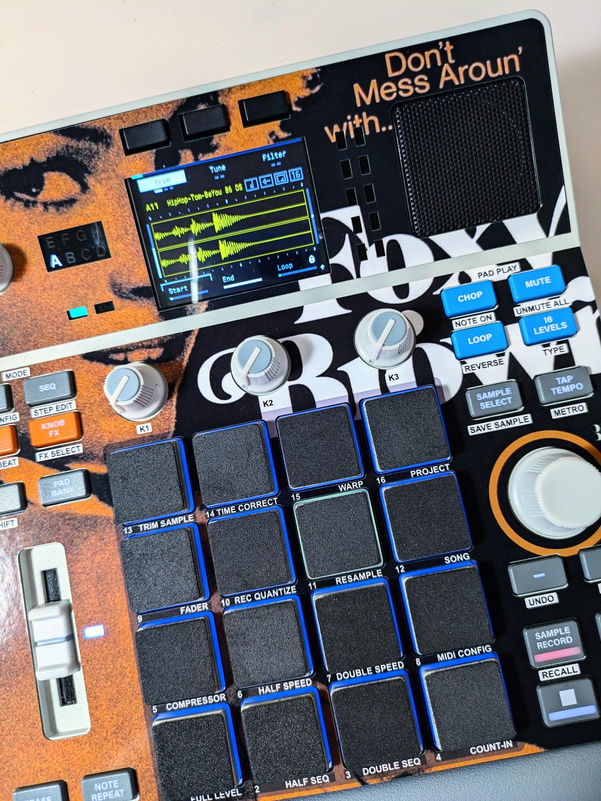 Foxy Brown - AKAI MPC Sample Skin - Lofi Andy