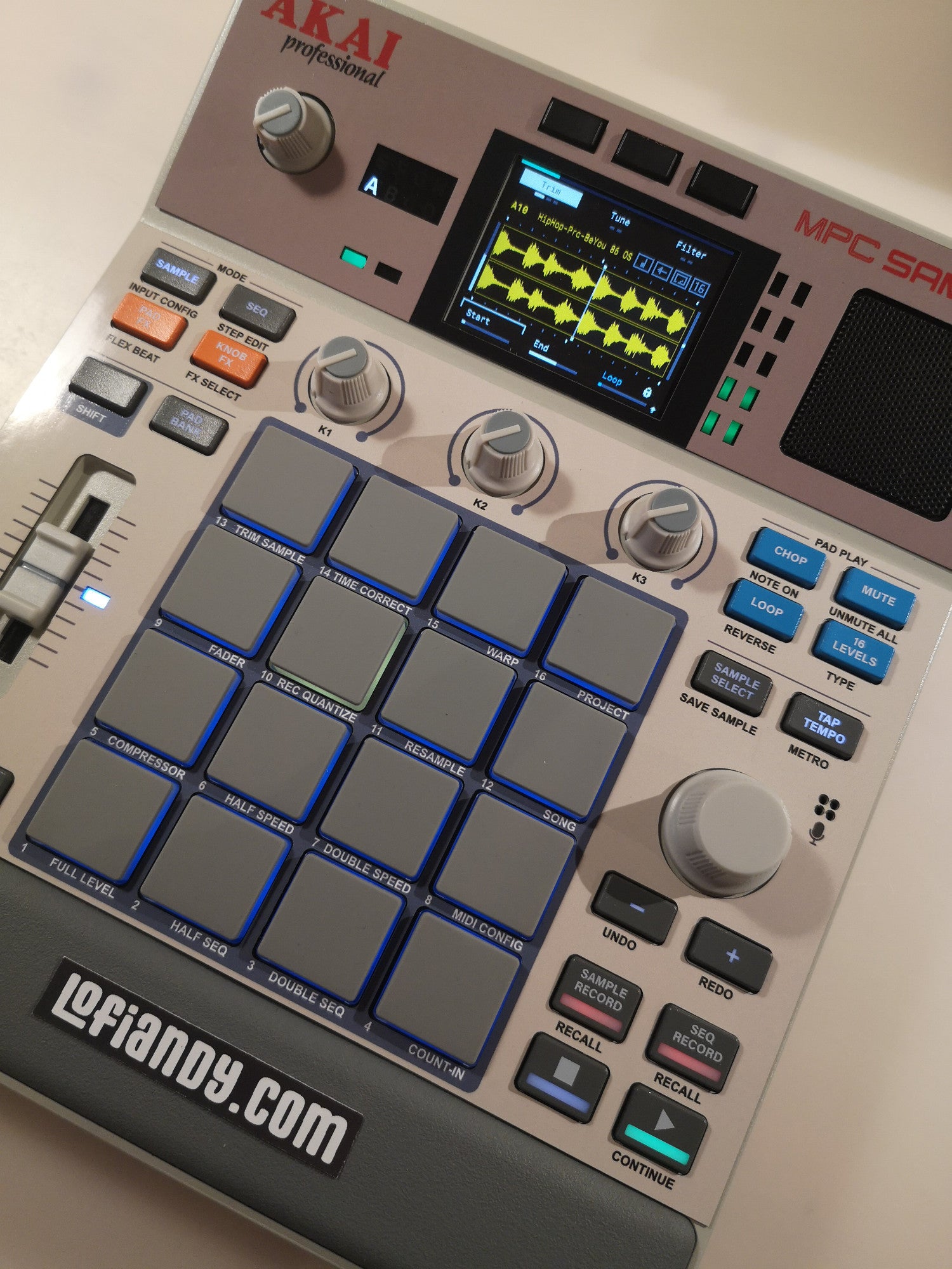 Retro Edition - AKAI MPC Sample Skin