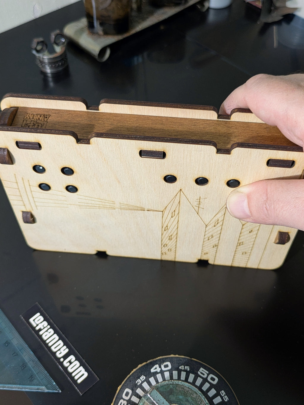 Opus-FM1 Case/Stand | M-VAVE FM-1