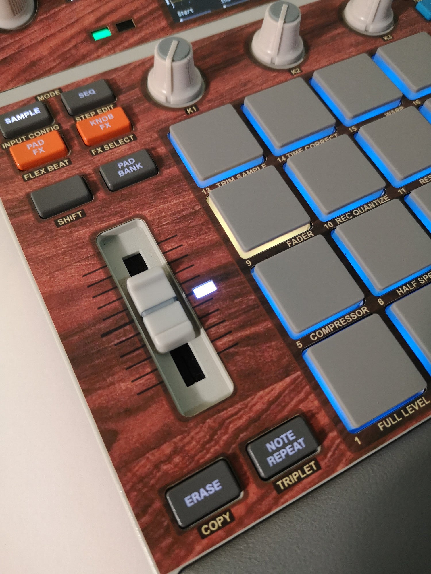 Premium Wood - AKAI MPC Sample Skin