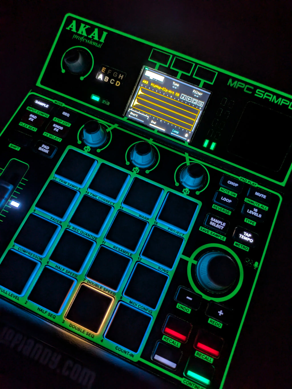 Glow in the Dark - AKAI MPC Sample Skin