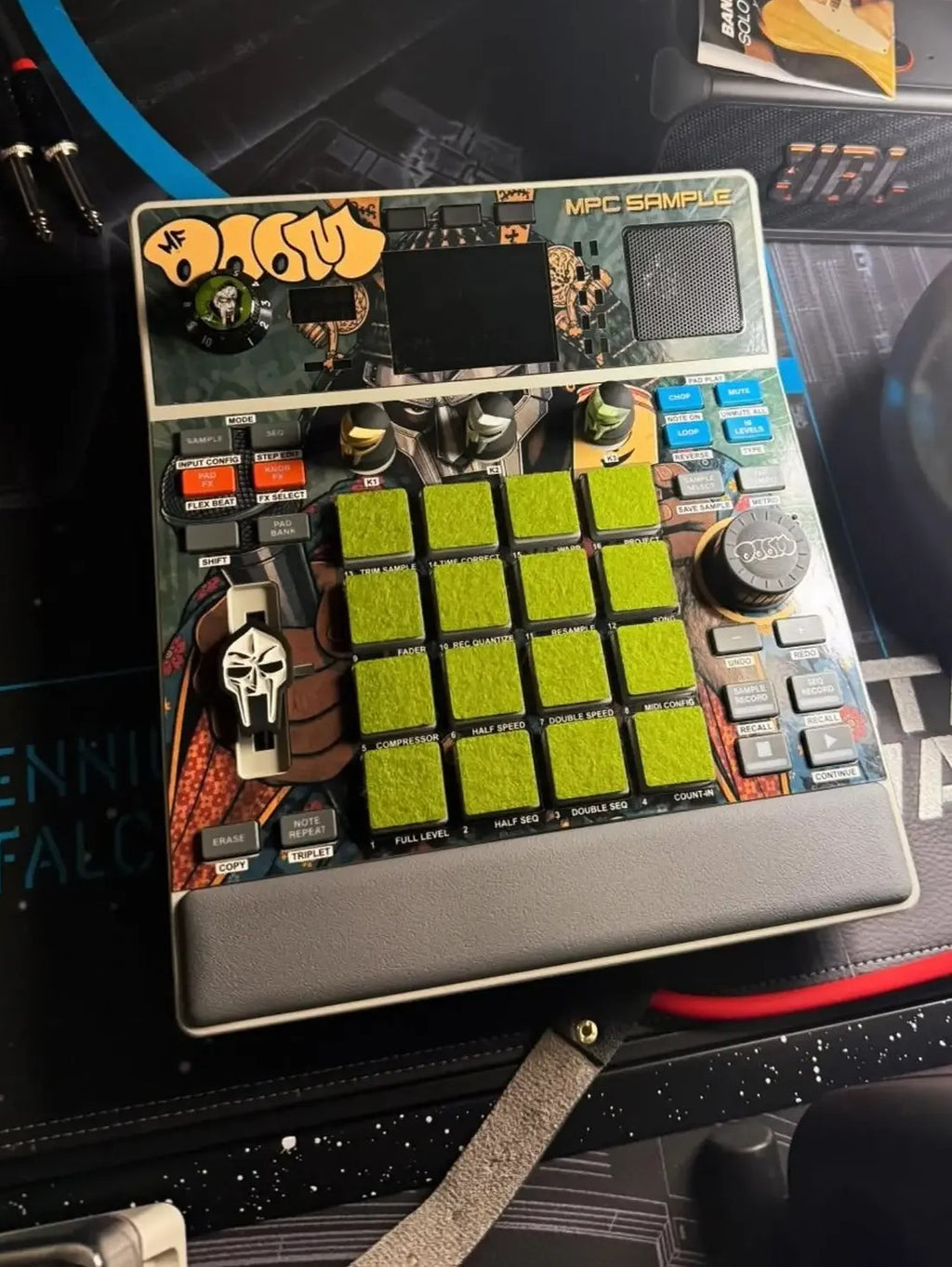 Samurai MF DOOM - AKAI MPC Sample Kit
