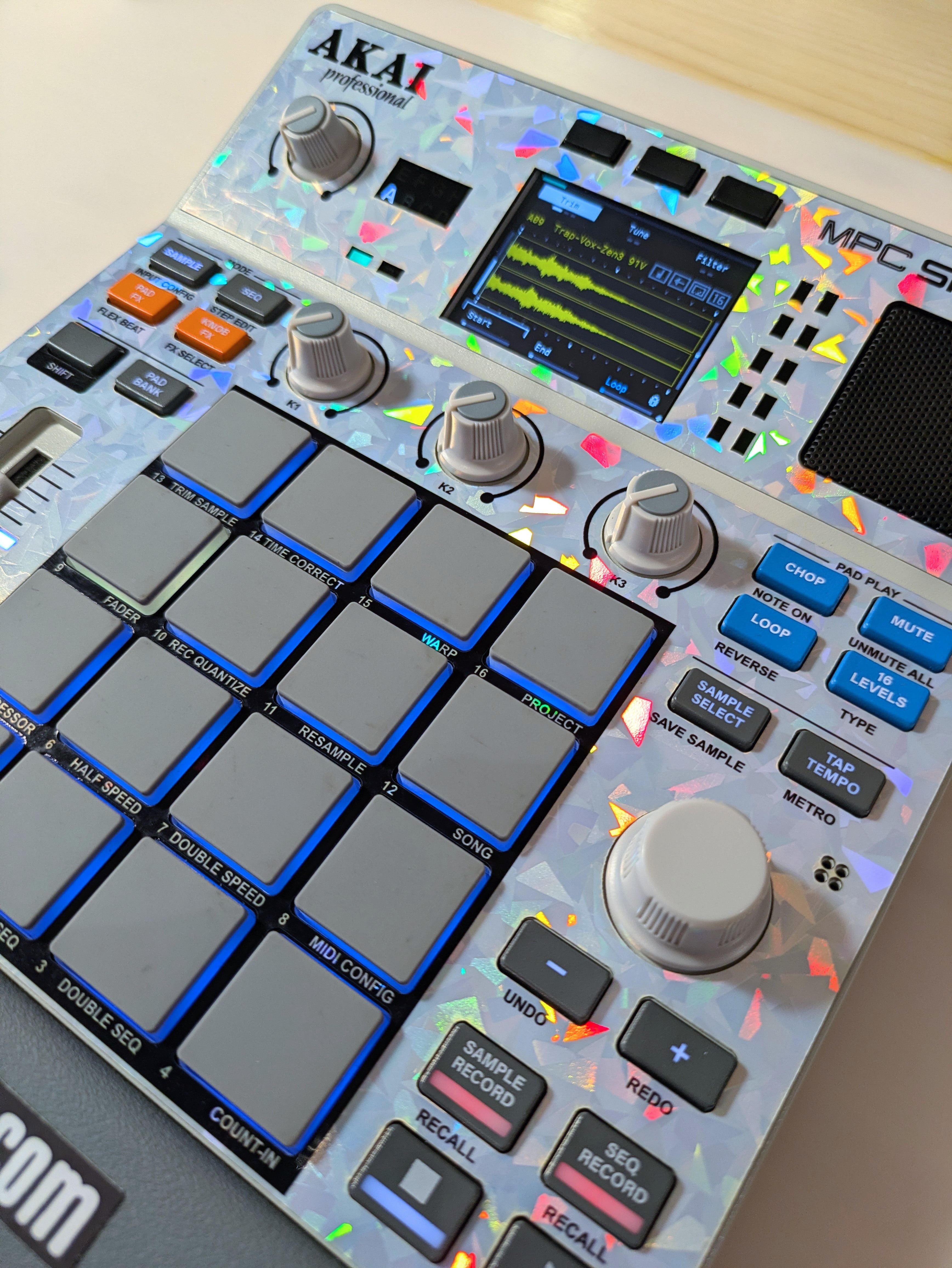 Special Holographic 02 - AKAI MPC Sample Skin - Lofi Andy