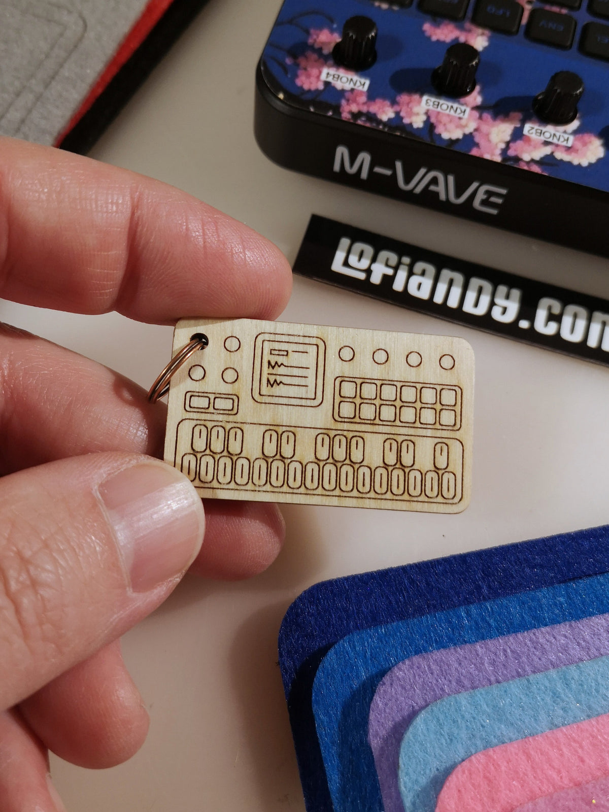 M-VAVE FM-1 Wooden Keychain - Lofi Andy
